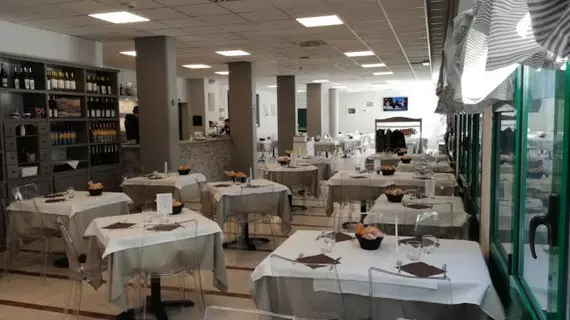 Hotel Glis | Piedmont - Turin (ve civarı) - San Mauro Torinese