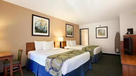 Days Inn Encinitas - Legoland Moonlight Beach | Kaliforniya - San Diego County - San Diego Sahili