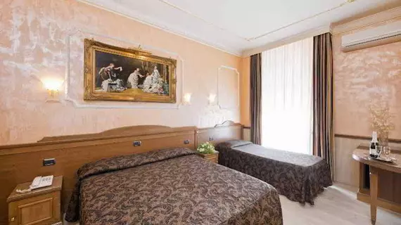 Hotel Marco Polo Rome | Lazio - Roma (ve civarı) - Roma Kent Merkezi - Rione XVIII Castro Pretorio