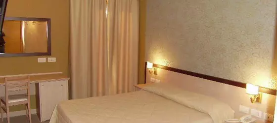 Hotel Galileo | Lazio - Roma (ve civarı) - Roma Kent Merkezi - Rione XVIII Castro Pretorio