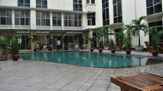 Hotel Perdana Wisata | West Java - Bandung (ve civarı) - Bandung