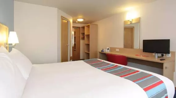 Travelodge Liverpool Stonedale Park | Merseyside (ilçe) - Liverpool (ve civarı) - Liverpool