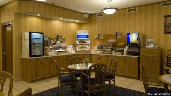 Holiday Inn Express Fremont Angola Area | Indiana - Fremont