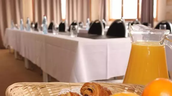 Hôtel Restaurant Kastelberg | Grand Est - Bas-Rhin (bölge) - Selestat (ve civarı) - Andlau