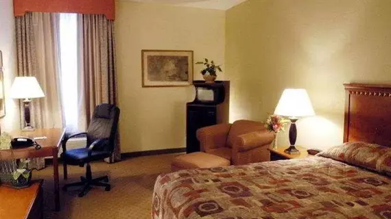 La Quinta Inn & Suites St. Petersburg Northeast | Florida - St. Petersburg - Clearwater (ve civarı) - St. Petersburg