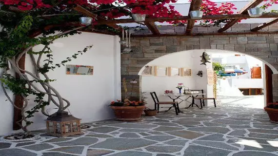 Cyclades Apartments | Ege Adaları - Paros