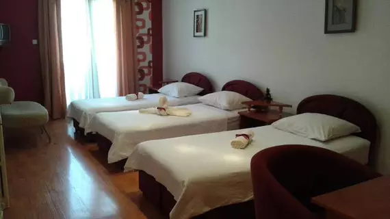 Hotel Ani | Üsküp - Centar