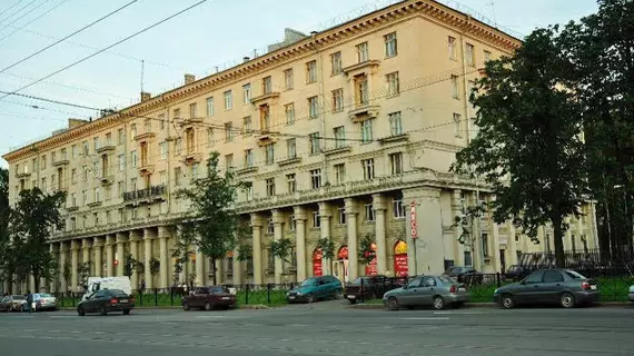 Metro-Tour Hostel | Leningrad Bölgesi - St. Petersburg (ve civarı) - St. Petersburg