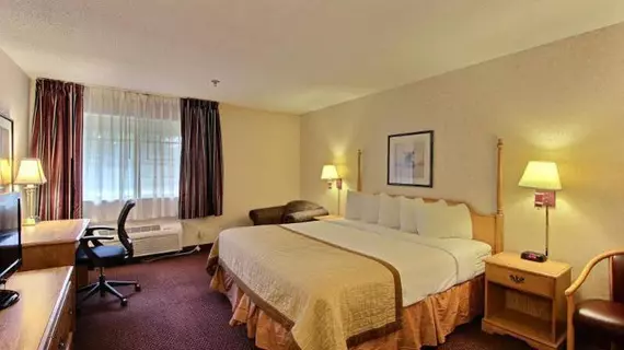 Baymont Inn & Suites Madison West/ Middleton WI West | Wisconsin - Madison (ve civarı) - Madison