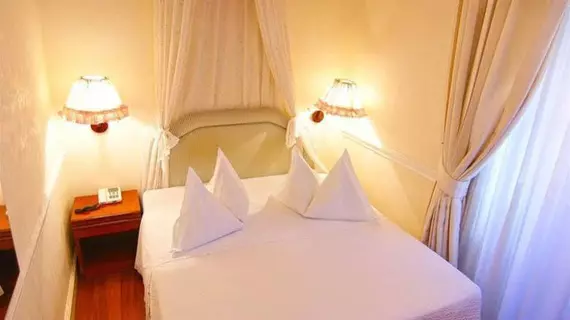 Hotel Marghera | Lazio - Roma (ve civarı) - Roma Kent Merkezi - Rione XVIII Castro Pretorio