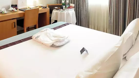 Hotel Mercure Lisboa Almada | Alentejo - Setubal (bölge) - Almada