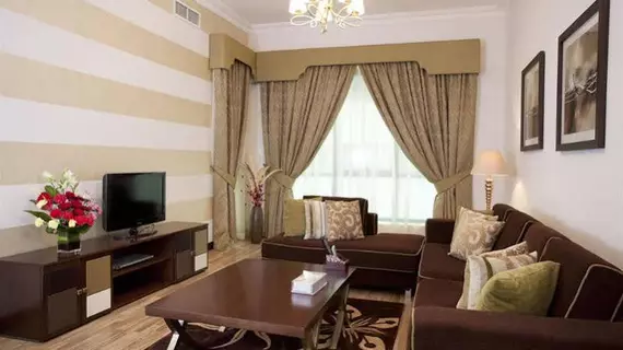 Al Waleed Palace Hotel Apartments - Oud Metha | Dubai - Dubai