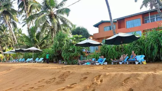 Roy Villa Beach Hotel | Kalutara Bölgesi - Kalutara