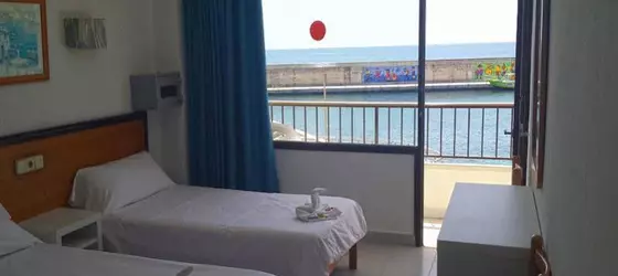 Port Corona Hostal | Balearic Adaları - Mayorka Adası - Capdepera - Cala Ratjada