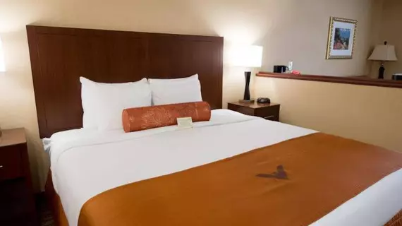 Phoenix Inn & Suites Lake Oswego | Oregon - Portland (ve civarı) - Lake Oswego