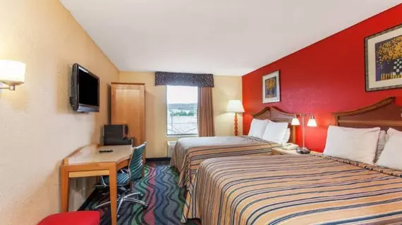 Super 8 Pigeon Forge | Tennessee - Gatlinburg - Pigeon Forge (ve civarı) - Pigeon Forge