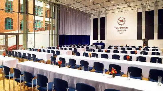 Sheraton Hannover Pelikan Hotel | Aşağı Saksonya - Hannover (ve civarı) - Hannover - Vahrenwald-List