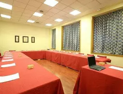 Kris Cazadora Hotel | Madrid Özerk Topluluğu - Madrid (ve civarı) - Madrid