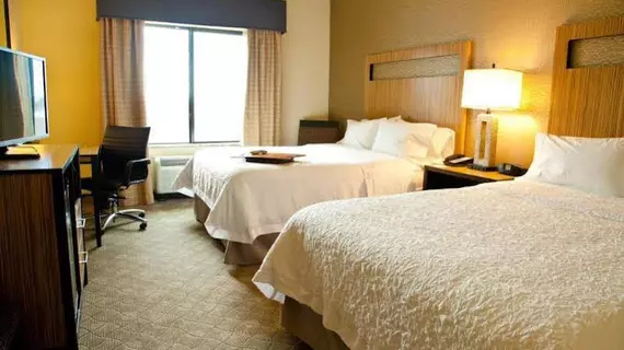 Hampton Inn & Suites Salinas | Kaliforniya - Monterey (ve civarı) - Salinas