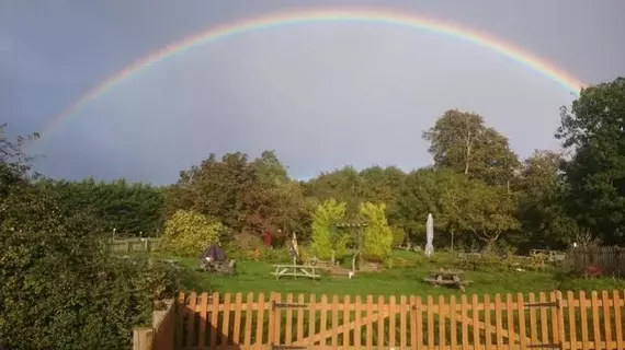 The Gate Hangs High | Oxfordshire (kontluk) - Banbury - Hook Norton