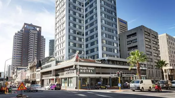 Strand Tower Hotel | West Coast DC - Drakenstein - Cape Town (ve civarı) - Cape Town - City Bowl - Cape Town Şehir Merkezi