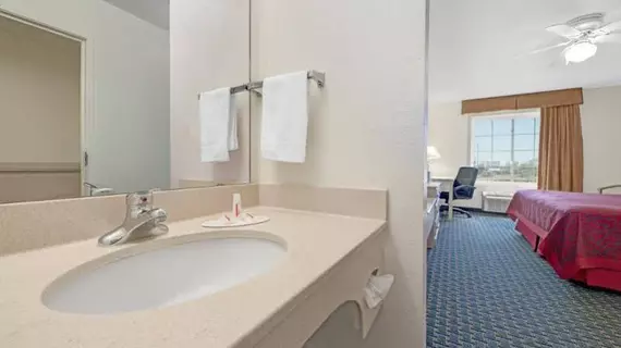 Quality Inn & Suites | New Mexico - Clayton