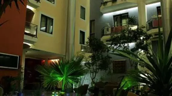 Ararat Hotel | Tamar Bölge Konseyi - Arad