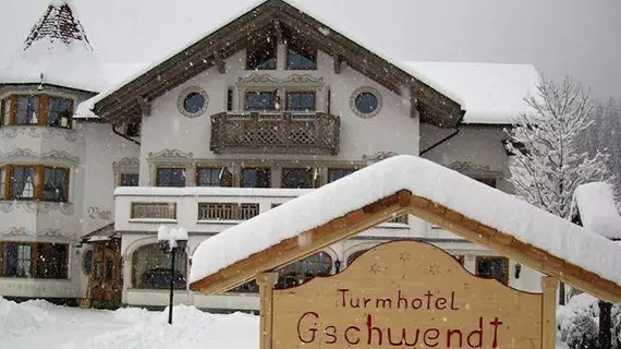 Turm Hotel Gschwendt | Trentino-Alto Adige - Güney Tirol (il) - Valle di Casies