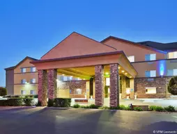 Holiday Inn Express Hotel & Suites Watsonville | Kaliforniya - Monterey (ve civarı) - Watsonville