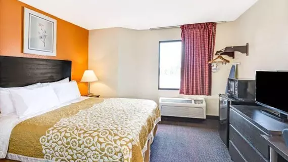 Days Inn Salisbury | Kuzey Karolayna - Lexington - Salisbury (ve civarı) - Salisbury