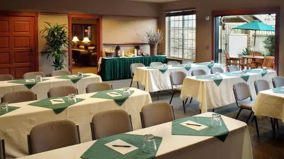 Larkspur Landing Hillsboro-An All-Suite Hotel | Oregon - Portland (ve civarı) - Hillsboro