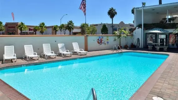 Americas Best Value Inn Loma Lodge - Extended Stay/Weekly Rates Available | Kaliforniya - San Diego County - San Diego Sahili