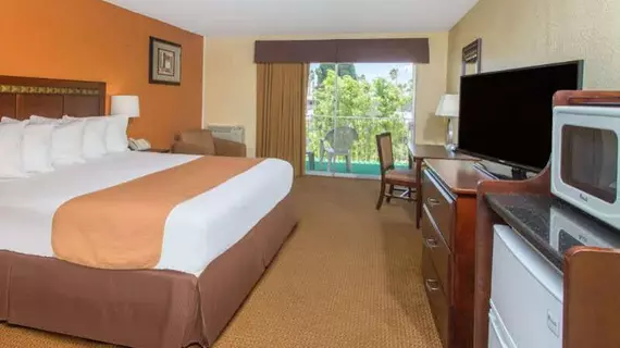 Days Inn Palm Springs | Kaliforniya - Imperial County - Palm Springs (ve civarı) - Palm Springs