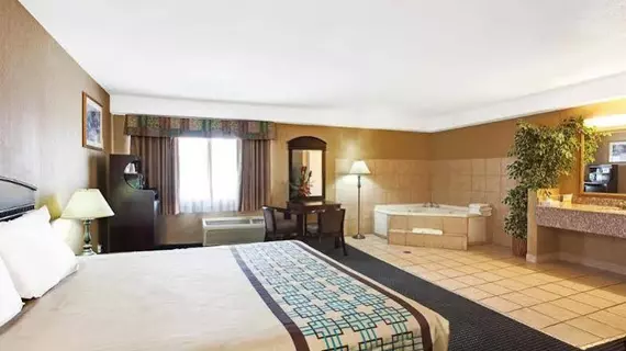 Days Inn & Suites Artesia | Kaliforniya - Los Angeles County - Artesia