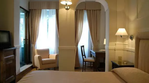 Hotel Flora | Lazio - Roma (ve civarı) - Frascati