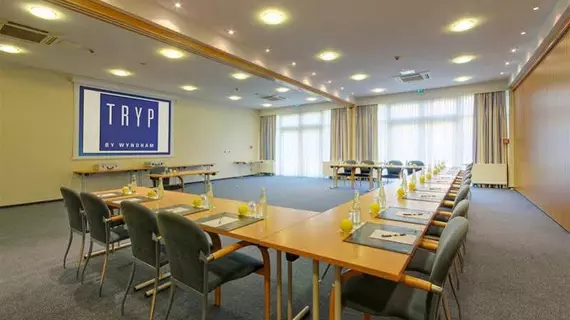 Tryp Centro Oberhausen | Kuzey Ren-Westfalia - Essen (ve civarı) - Oberhausen