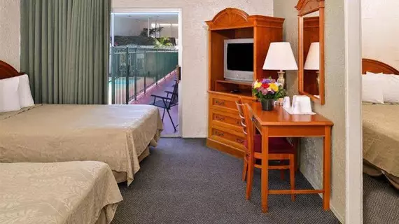 Americas Best Value Inn Loma Lodge - Extended Stay/Weekly Rates Available | Kaliforniya - San Diego County - San Diego Sahili