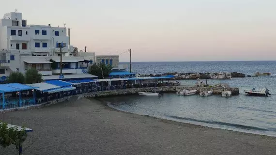 Adonis Hotel | Ege Adaları - Naxos