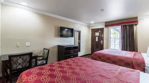 Econo Lodge Inn & Suites | Kaliforniya - San Diego County - Escondido