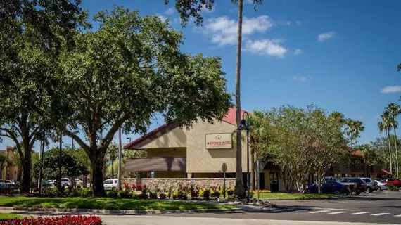 Midpointe Hotel by Rosen Hotels & Resorts | Florida - Orlando (ve civarı) - International Drive