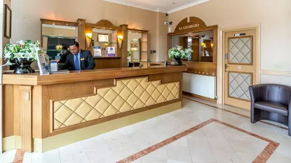 St Georgio Hotel | Londra (ve civarı) - Redbridge - Ilford - Barkingside