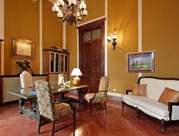 Casa Lecanda Boutique Hotel