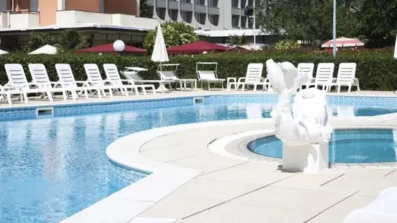 Hotel Fra I Pini | Emilia-Romagna - Rimini - Viserbella