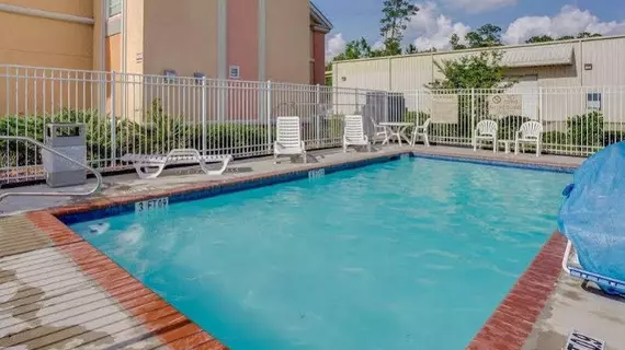 Comfort Inn & Suites Slidell | Louisiana - Slidell