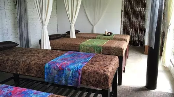 Sunhill Bungalow | Bali - Nusa Dua - Kuta Selatan