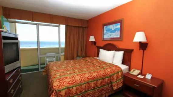 Days Inn Myrtle Beach-Beach Front | Güney Karolayna - Myrtle Plajı (ve civarı) - Myrtle Beach