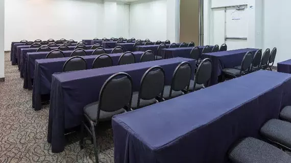 Holiday Inn Express Guadalajara Iteso | Jalisco - Guadalajara (ve civarı) - Guadalajara