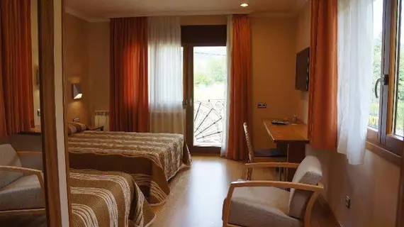 Hotel Los Nogales | Aragon - Huesca - La Ribagorza - Campo