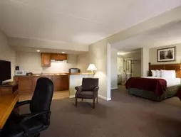 Baymont Inn & Suites Hays | Kansas - Hays (ve civarı) - Hays