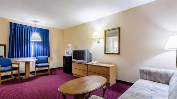 Econo Lodge Junction City | Kansas - Grandview Plaza